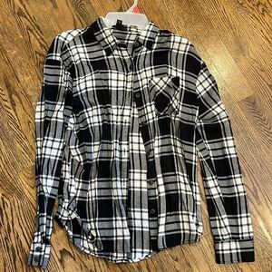 Wild Fable Button Up Flannel Long Sleeve Shirt